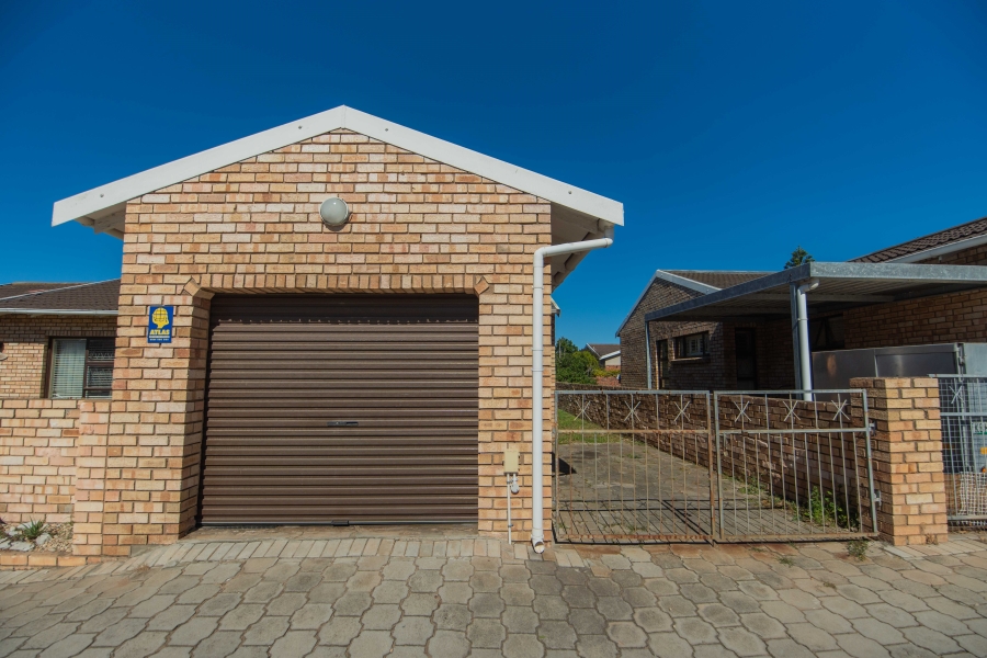 3 Bedroom Property for Sale in Newton Park Eastern Cape